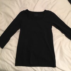 Black house white market shirt